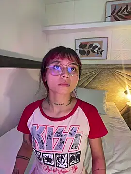 Emma duff online show from 03-29-26, 07:26