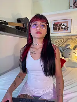 Emma duff online show from 04-08-26, 07:37