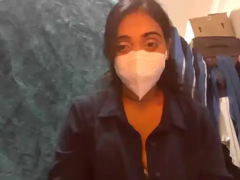 Snapshot of shainiasha1 chatting on 05-28-26, 04:57 shainiasha1 online show from 05-28-26, 04:57