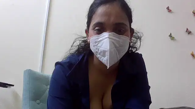 Snapshot of shainiasha1 chatting on 07-14-26, 05:52 shainiasha1 online show from 07-14-26, 05:52