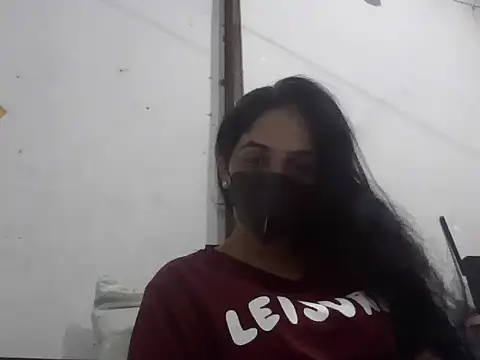 Snapshot of shainiasha1 chatting on 10-16-25, 04:59 shainiasha1 online show from 10-16-25, 04:59