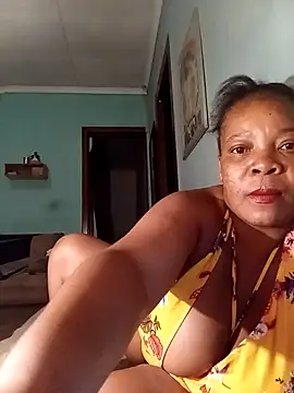 boobsqueenxo online show from 02-05-26, 06:04