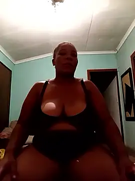boobsqueenxo online show from 02-19-26, 09:12