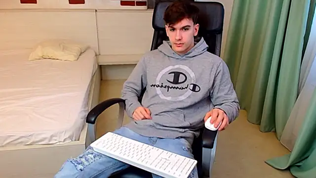 BradyFlint online show from 03-03-26, 05:36