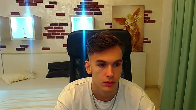 BradyFlint online show from 10-19-25, 04:48