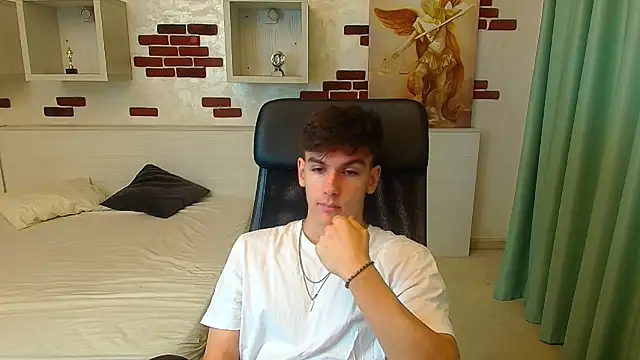 BradyFlint online show from 11-19-25, 06:13