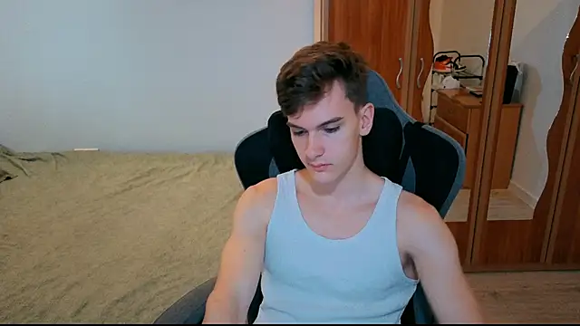 Snapshot of BradyFlint chatting on 07-19-26, 11:07 BradyFlint online show from 07-19-26, 11:07