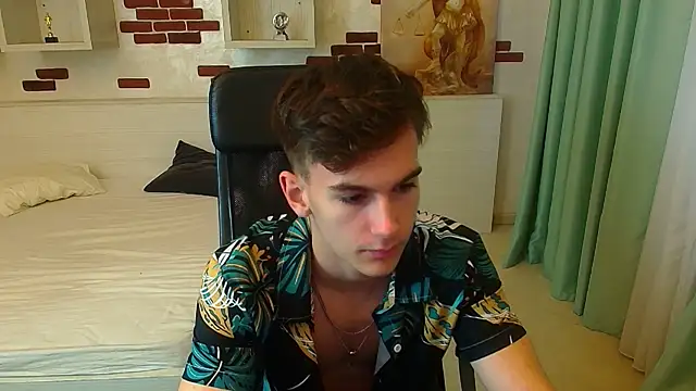 BradyFlint online show from 11-04-25, 05:33