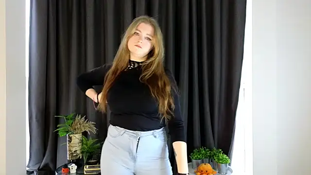 NightSaffron online show from 12-01-25, 07:42