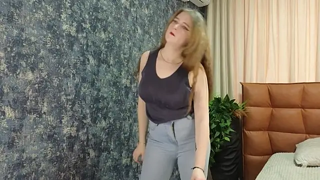 NightSaffron online show from 12-05-25, 06:56