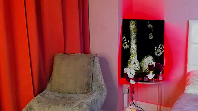 IzieCarter online show from 11-06-25, 08:46