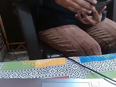 sonali hotty online show from 12-16-25, 05:11