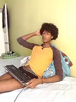 skinnyxsoo online show from 10-19-25, 05:05