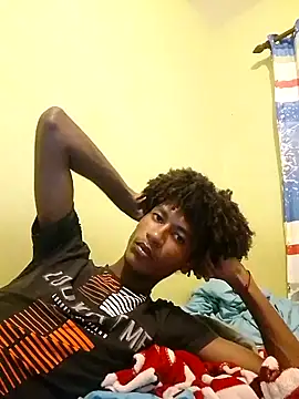 skinnyxsoo online show from 10-21-25, 02:00