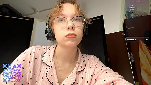 JuneCooper online show from 10-26-25, 08:15