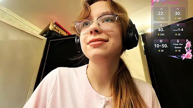 JuneCooper online show from 11-12-25, 03:05