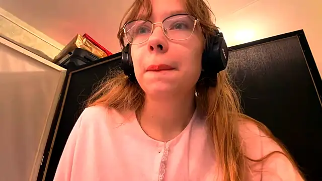 JuneCooper online show from 11-09-25, 07:01
