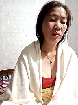 tabby-cat11 online show from 11-25-25, 11:48