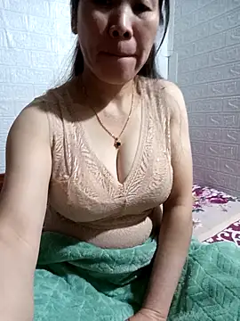 tabby-cat11 online show from 12-18-25, 04:28