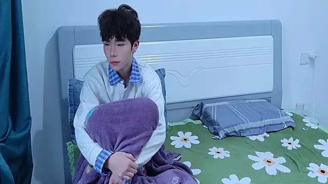 Stuffy-111 online show from 10-21-25, 02:22