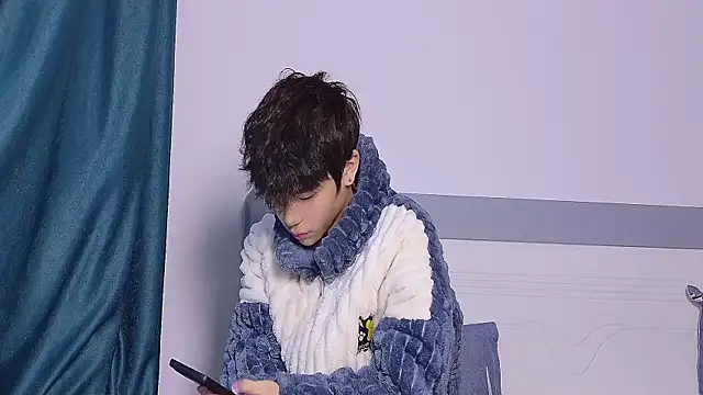 Stuffy-111 online show from 10-30-25, 04:55