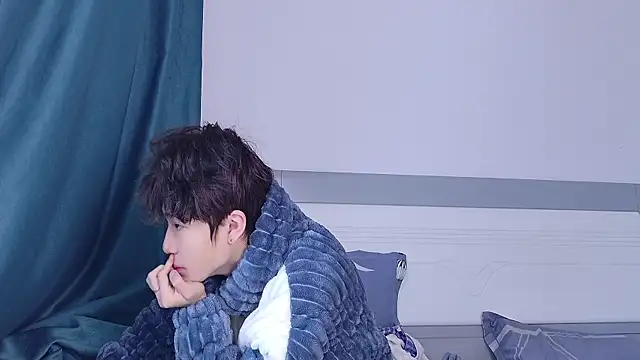 Stuffy-111 online show from 10-25-25, 04:55