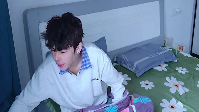 Stuffy-111 online show from 10-22-25, 02:22