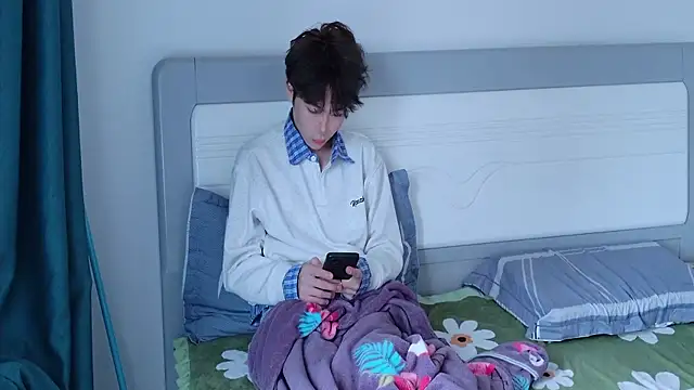 Stuffy-111 online show from 10-20-25, 04:25