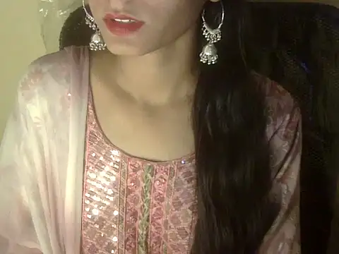 Snapshot of Shezi_N chatting on 10-21-25, 02:16 Shezi N online show from 10-21-25, 02:16