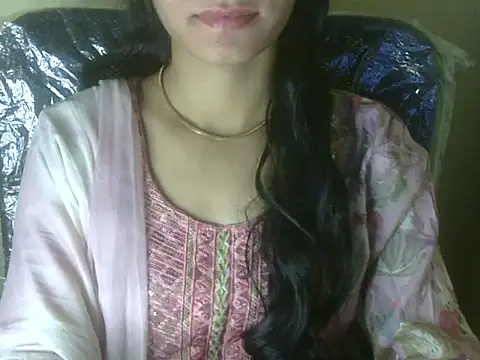 Shezi N online show from 11-28-25, 02:28