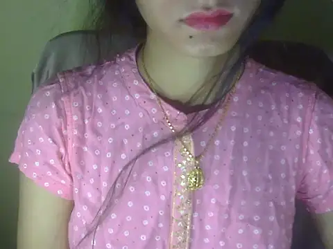 Snapshot of Shezi_N chatting on 06-04-26, 02:11 Shezi N online show from 06-04-26, 02:11