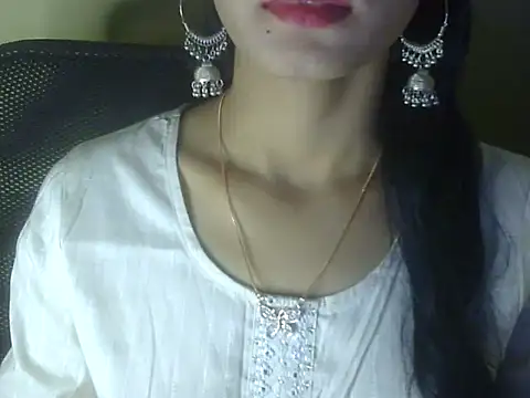 Shezi N online show from 02-05-26, 01:51