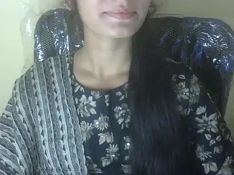 Shezi N online show from 10-25-25, 06:01