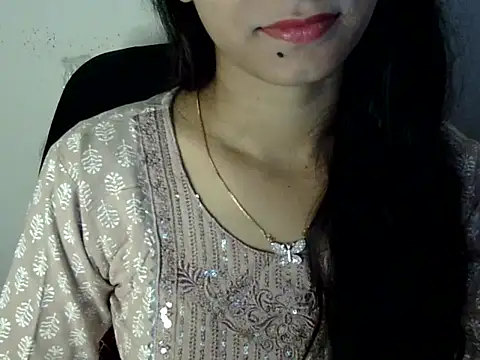 Snapshot of Shezi_N chatting on 08-01-26, 02:48 Shezi N online show from 08-01-26, 02:48