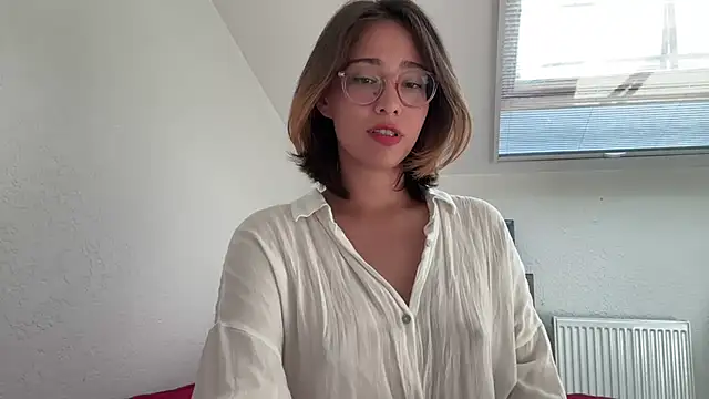 Snapshot of WillHannah chatting on 07-17-26, 01:52 WillHannah online show from 07-17-26, 01:52