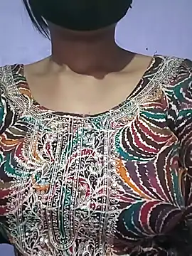 Snapshot of sardarni_001 chatting on 10-17-25, 07:22 sardarni 001 online show from 10-17-25, 07:22