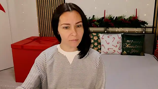 DitaNoir online show from 12-17-25, 06:51