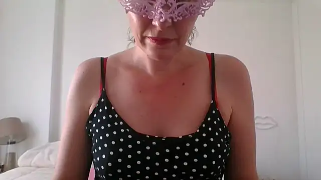 Ava sexy bitch online show from 04-18-26, 08:16