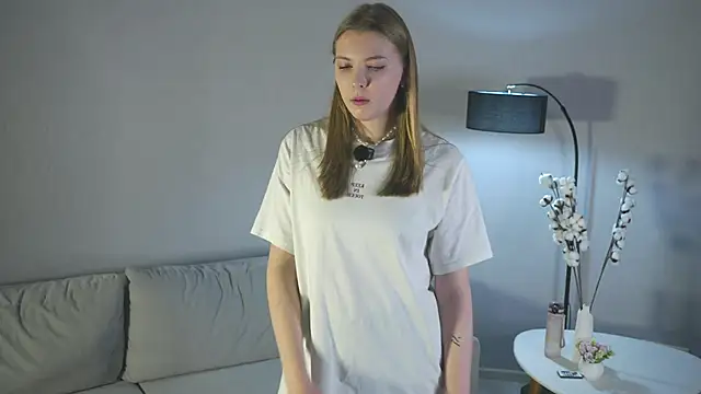 EviaCocola online show from 10-17-25, 11:34