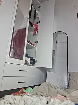 Your Desires07 online show from 02-19-26, 03:58