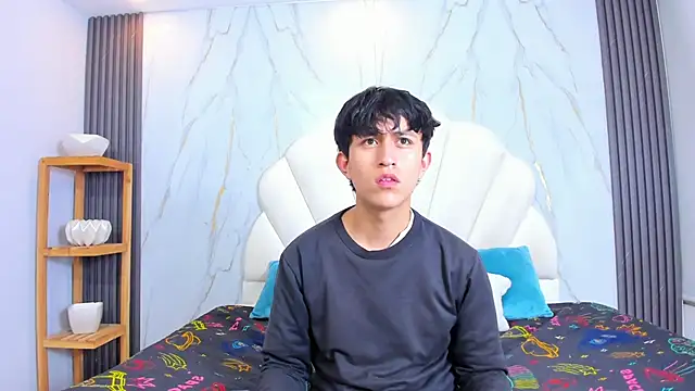 hoot booys  online show from 04-17-26, 08:44