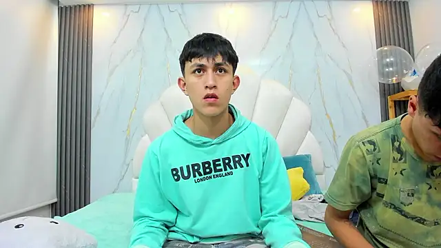 hoot booys  online show from 02-23-26, 09:37