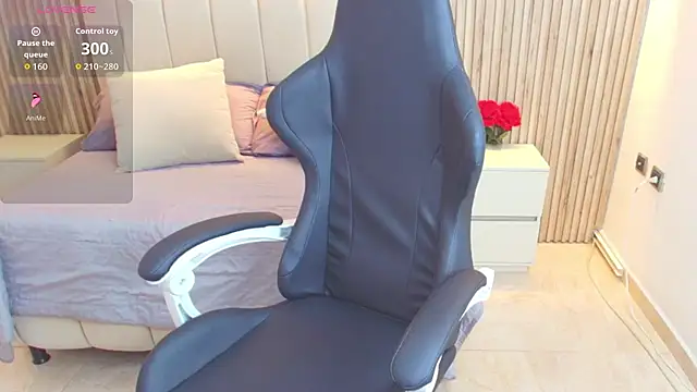 Aziz daud online show from 10-18-25, 12:18