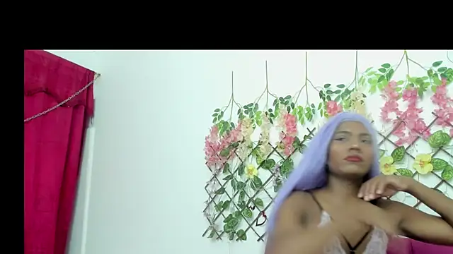 stefany bitch online show from 10-22-25, 01:32