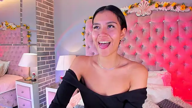Snapshot of TanyaBello chatting on 05-07-26, 04:50 TanyaBello online show from 05-07-26, 04:50