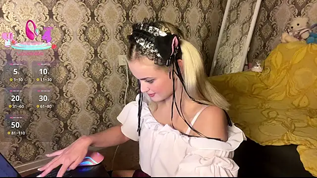 Mirabella333 online show from 11-04-25, 10:13