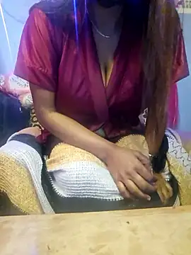 Snapshot of Desi_Maya69 chatting on 01-09-26, 10:00 Desi Maya69 online show from 01-09-26, 10:00