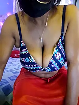 Snapshot of Desi_Maya69 chatting on 02-25-26, 06:13 Desi Maya69 online show from 02-25-26, 06:13