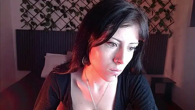 Snapshot of Dark_Niight_ chatting on 04-19-26, 01:12 Dark Niight online show from 04-19-26, 01:12