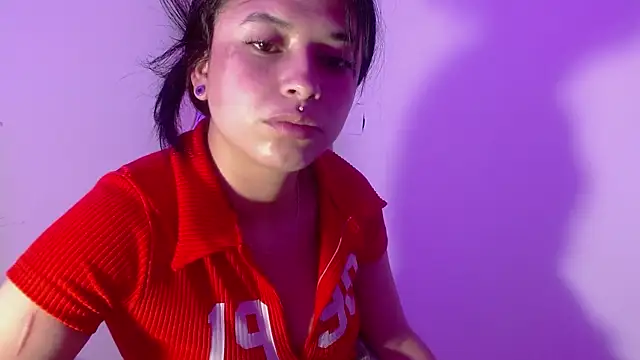 petite coral online show from 03-30-26, 09:38